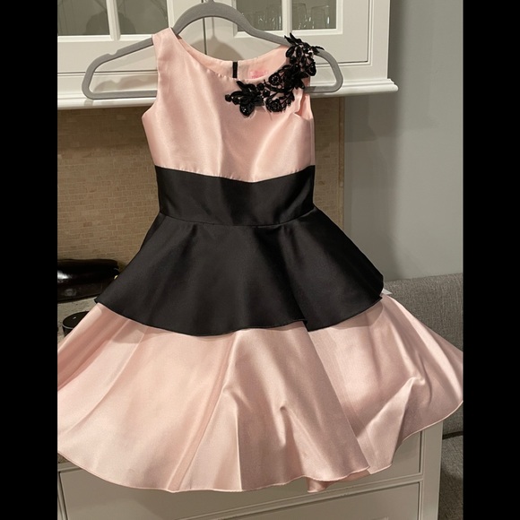 Zoe Ltd Other - Zoe Ltd. special occasion dress